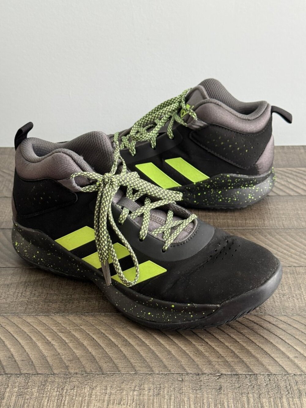 Adidas Cross Em Up 5 Youth Basketball Shoe Size 5.5